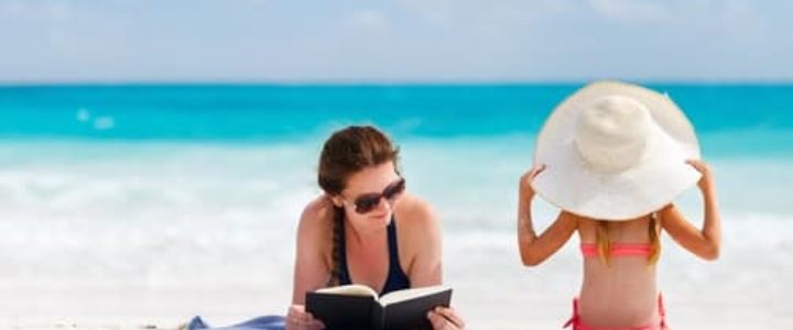 5 livres de blogueuses parentales à lire à la plage