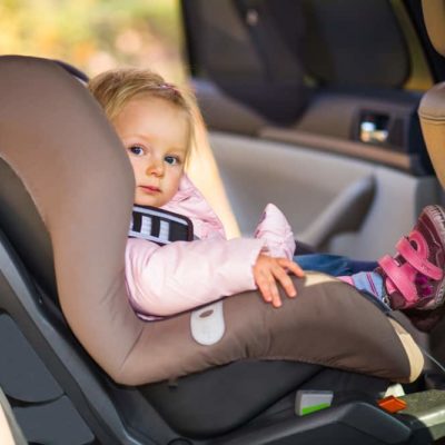 sécurité des enfants en voiture : les erreurs à éviter