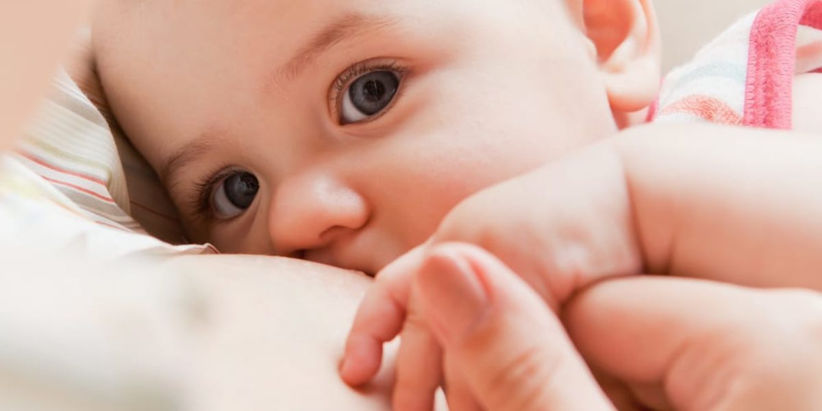 18 astuces contre le reflux gastrique de bébé - RGO